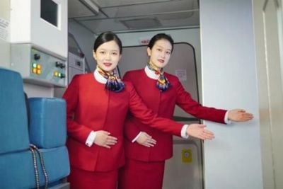 浙江广厦建设职业技术大学空中乘务专业斩获金华市礼仪大赛金奖，彰显专业礼仪服务风采