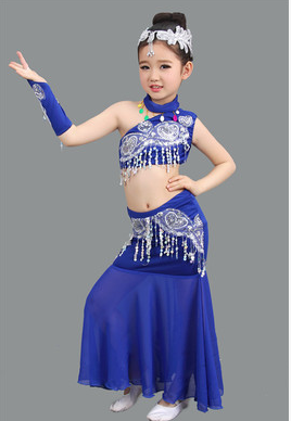 南阳和森演出服 用心服务，专业礼仪的坚实保障